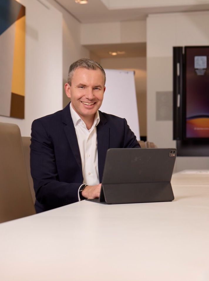 Porträt Mietglied der Geschäftsführung INTREAL Solutions